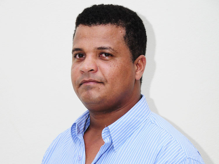 Vereador solicita asfaltamento das ruas Ceará e Bahia